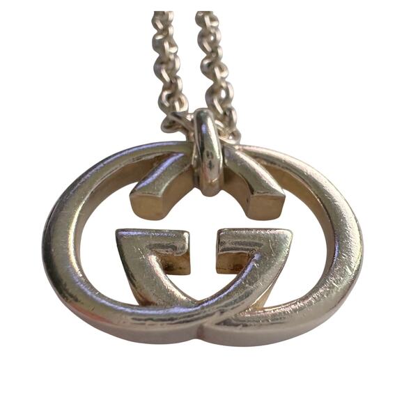GUCCI Interlocking GG Logo Necklace (18") Sterling Silver - Picture 5 of 16